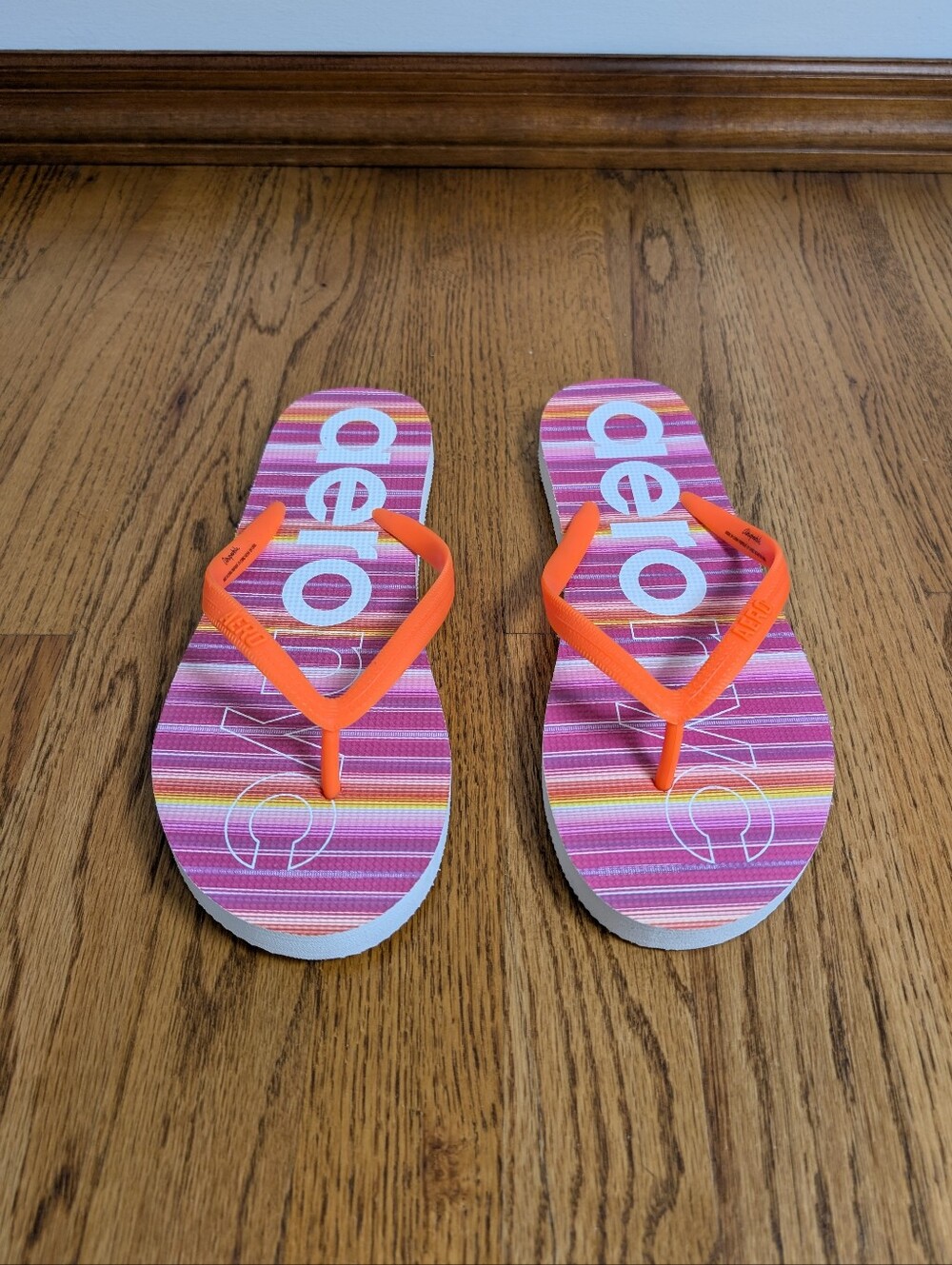Aeropostale AERO Pink Orange Striped Flip Flops Sandals Size 10/11